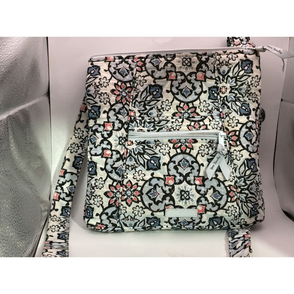 Vera Bradley‎ Lisbon Medallion Hipster Crossbody Matching Wallet